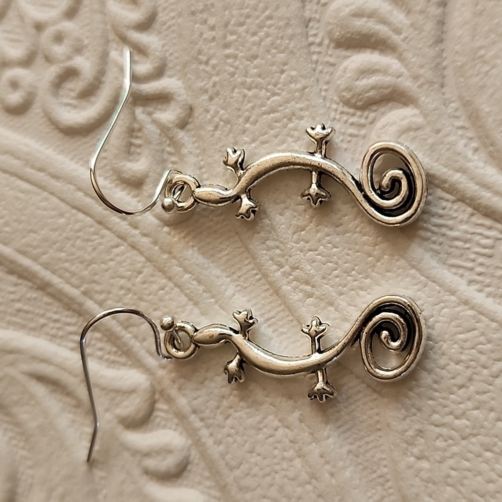SALAMANDER  Earrings PERFECT Summertime Or For Reptile Lover